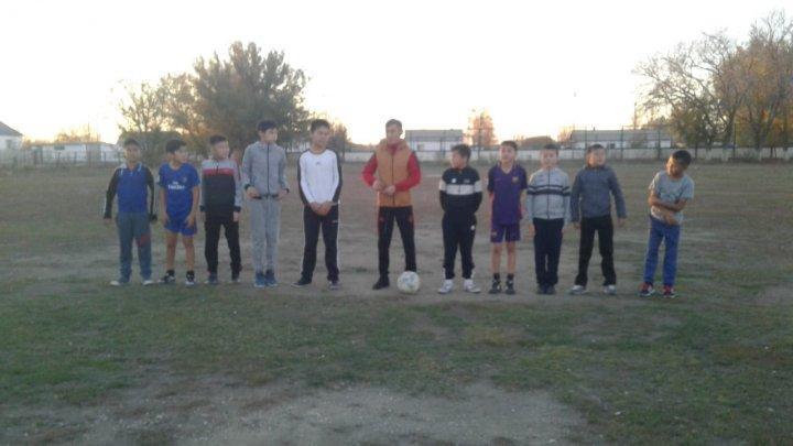 внутришкольные соревнования по футболу-октябрь 2018
