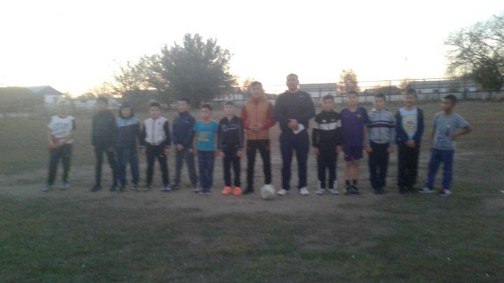 внутришкольные соревнования по футболу-октябрь 2018