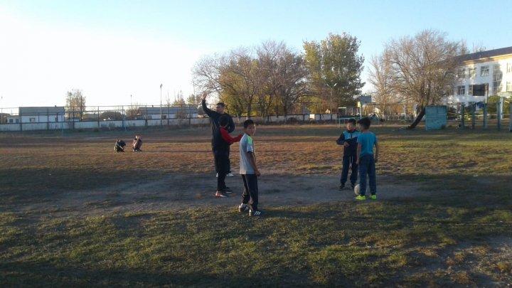 внутришкольные соревнования по футболу-октябрь 2018