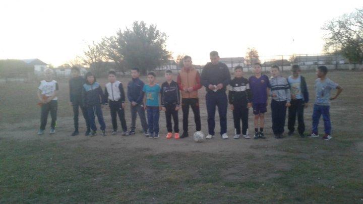 внутришкольные соревнования по футболу-октябрь 2018