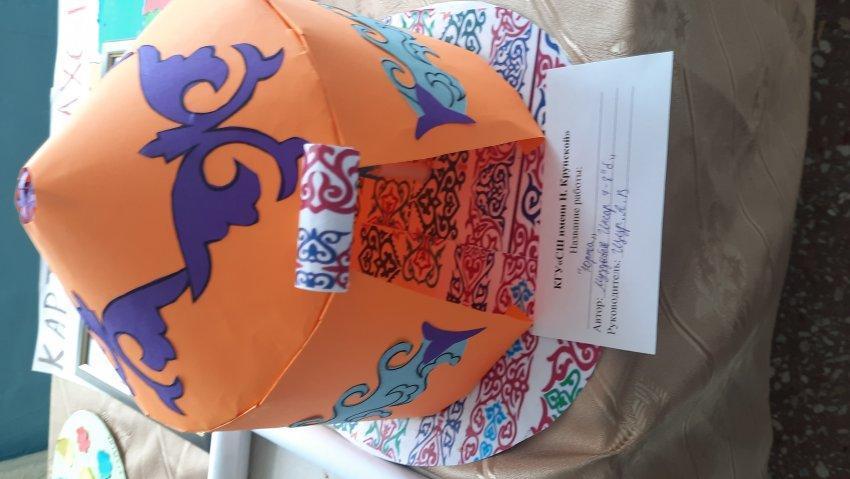 Республика күніне арналған  " Сәндік-қолданбалы өнер көрмесі"