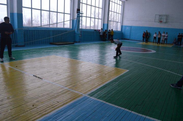 ҰЛТТЫҚ ОЙЫНДАР.ЭСТАФЕТА.Тұңғыш Президент күніне арналған.